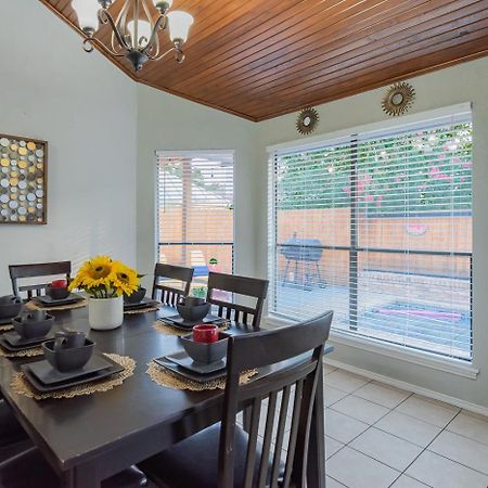 Fun 'N Sun Heated Pool & Gameroom By Fiesta Texas San Antonio Exterior foto
