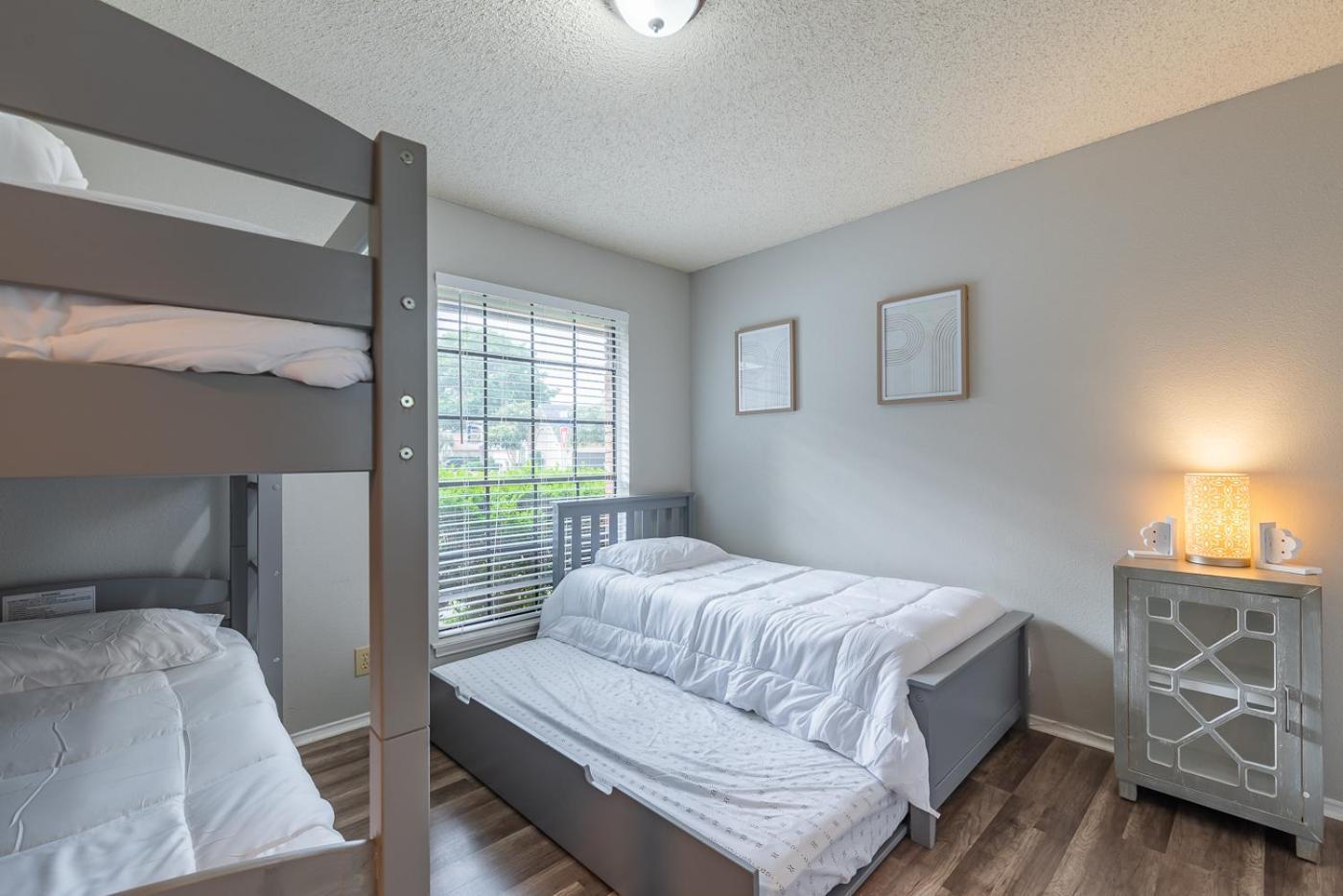 Fun 'N Sun Heated Pool & Gameroom By Fiesta Texas San Antonio Exterior foto
