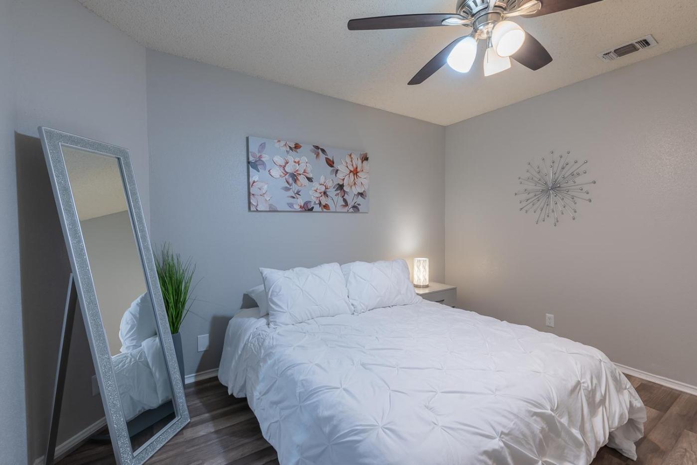 Fun 'N Sun Heated Pool & Gameroom By Fiesta Texas San Antonio Exterior foto